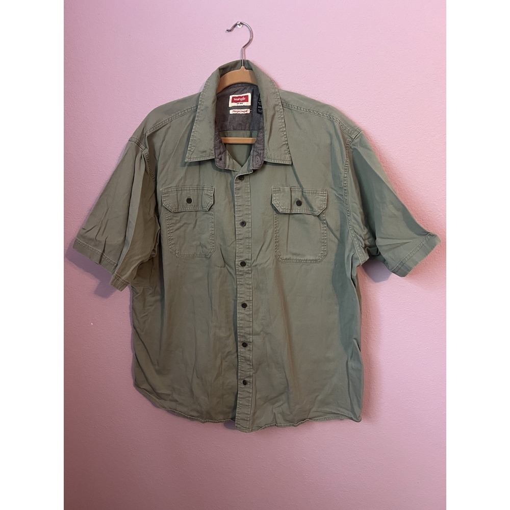 Men's Wrangler Olive Green Short Sleeve Button-Up Short Sleeve Shirt Size 2XL